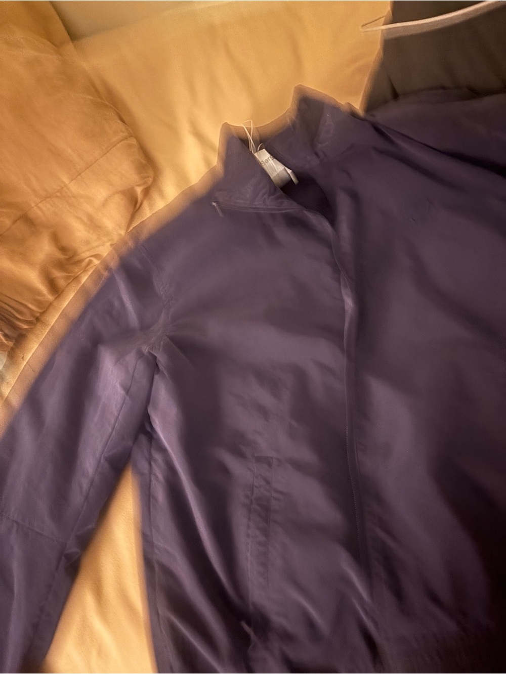 Windbreaker - Picture 3 of 3